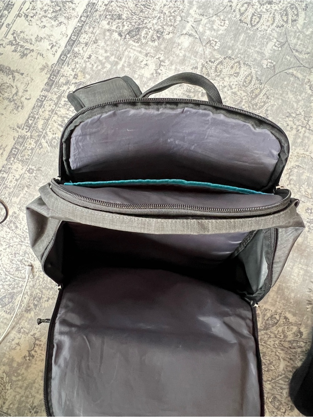 Thule Black Backpack - Picture 3 of 5